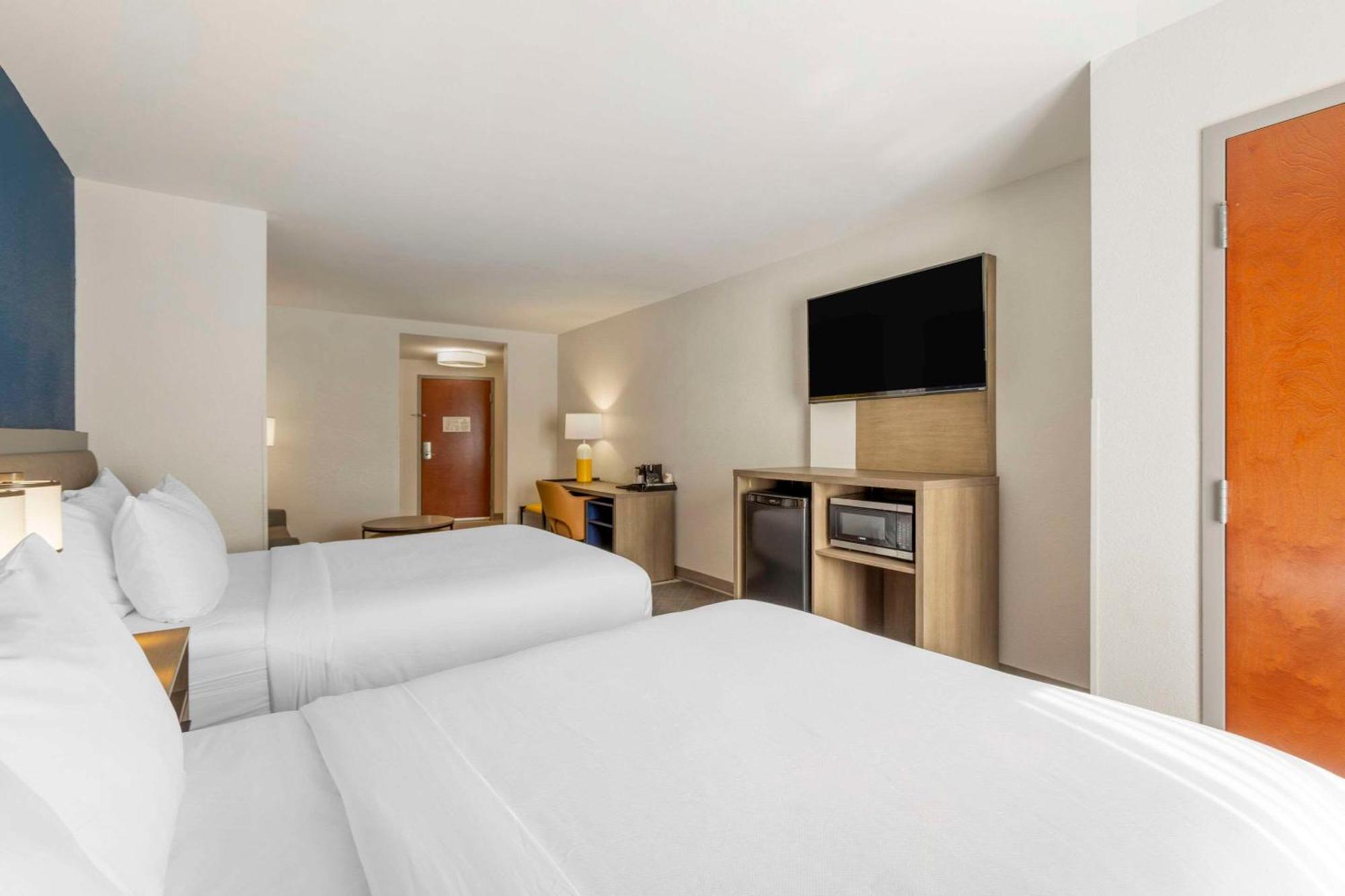 Comfort Suites Columbia Northeast - Fort Jackson Dış mekan fotoğraf