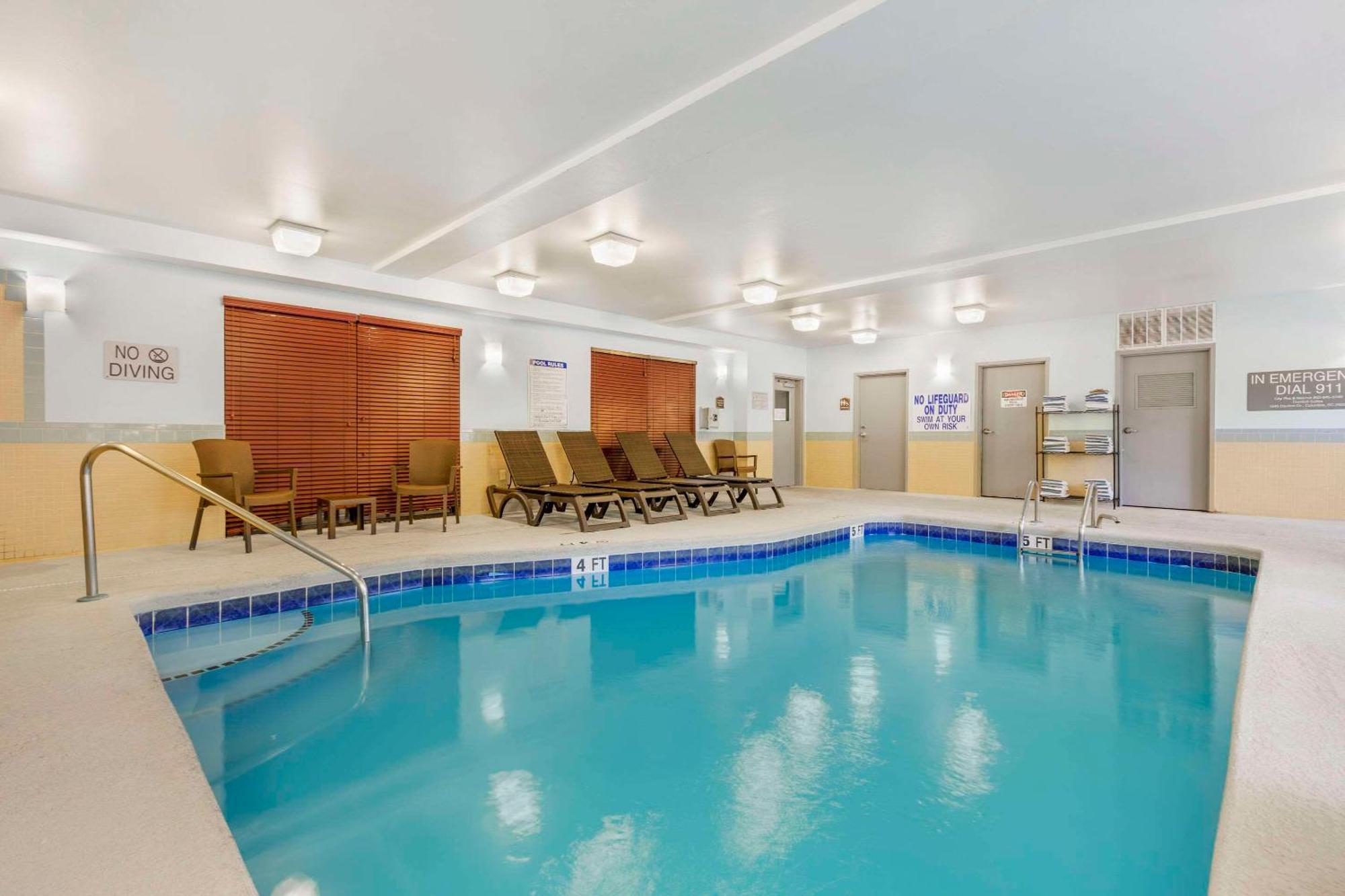 Comfort Suites Columbia Northeast - Fort Jackson Dış mekan fotoğraf