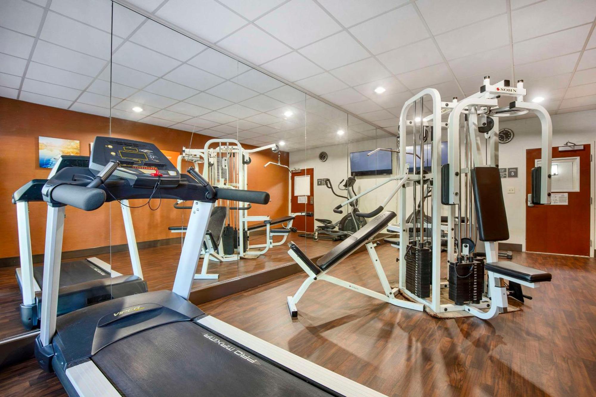 Comfort Suites Columbia Northeast - Fort Jackson Dış mekan fotoğraf